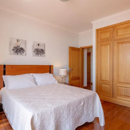 Ferienwohnung Fuer 6 Personen Ca 110 Qm In So Martinho, Madeira Und Umgebung Apartment