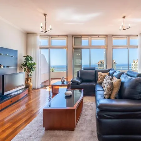 Ferienwohnung Fuer 6 Personen Ca 110 Qm In So Martinho, Madeira Und Umgebung Apartment