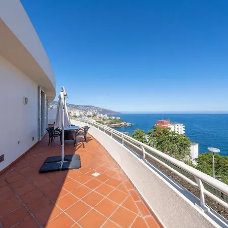 Apartment Ferienwohnung Fuer 6 Personen Ca 110 Qm In So Martinho, Madeira Und Umgebung
